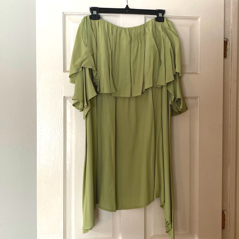 Maison Off The Shoulder Mini in Olive